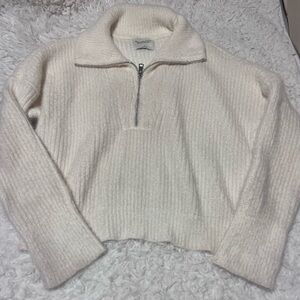 Abercrombie & Fitch Cream Turtleneck Sweater
